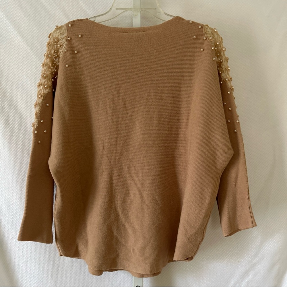 Liv Milano Woman’s Large Bisquit Pearl Lace Sleeve Design Pullover Stretch Top - Picture 13 of 13